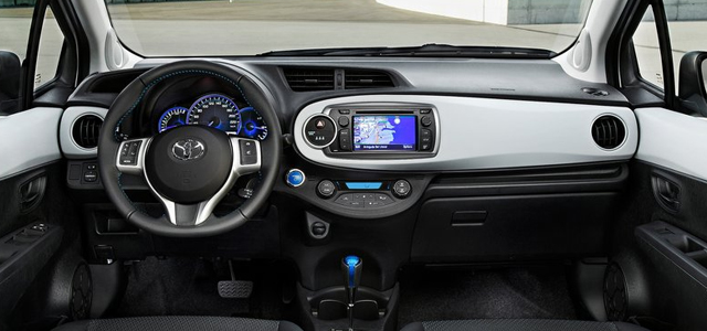 Toyota Yaris Hybrid вече официално в България