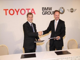 BMW и Toyota създават литиево-йонни батерии от следващо поколение