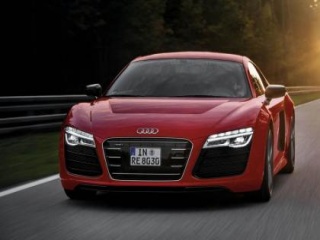 Audi се отказа от R8 e-tron