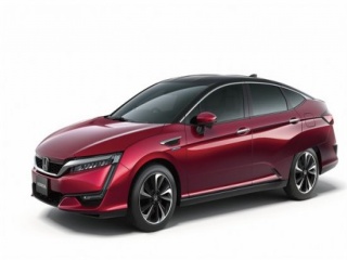 Honda стартира продажбите на водородната Clarity