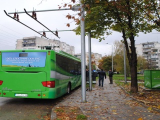 Тръгна тестов електробус в Търново