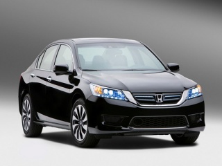 Honda показа новия Accord Hybrid