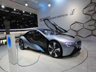 Серийното BMW i8 - официална информация