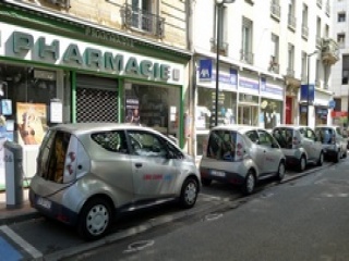 Франция субсидира щедро покупката на електромобил