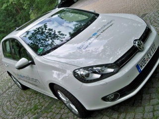 Volkswagen пробва прототип на електрическия Golf Blue-e-MOTION
