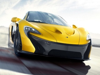 Първи официални снимки на серийния McLaren P1