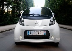 Citroen_C_Zero_2011