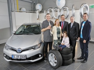 Toyota продаде милионния си хибрид в Европа