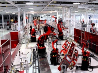 Tesla  изостава от плана за доставки през първото полугодие