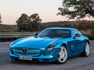 SLS AMG - чистият електромобил на Mercedes